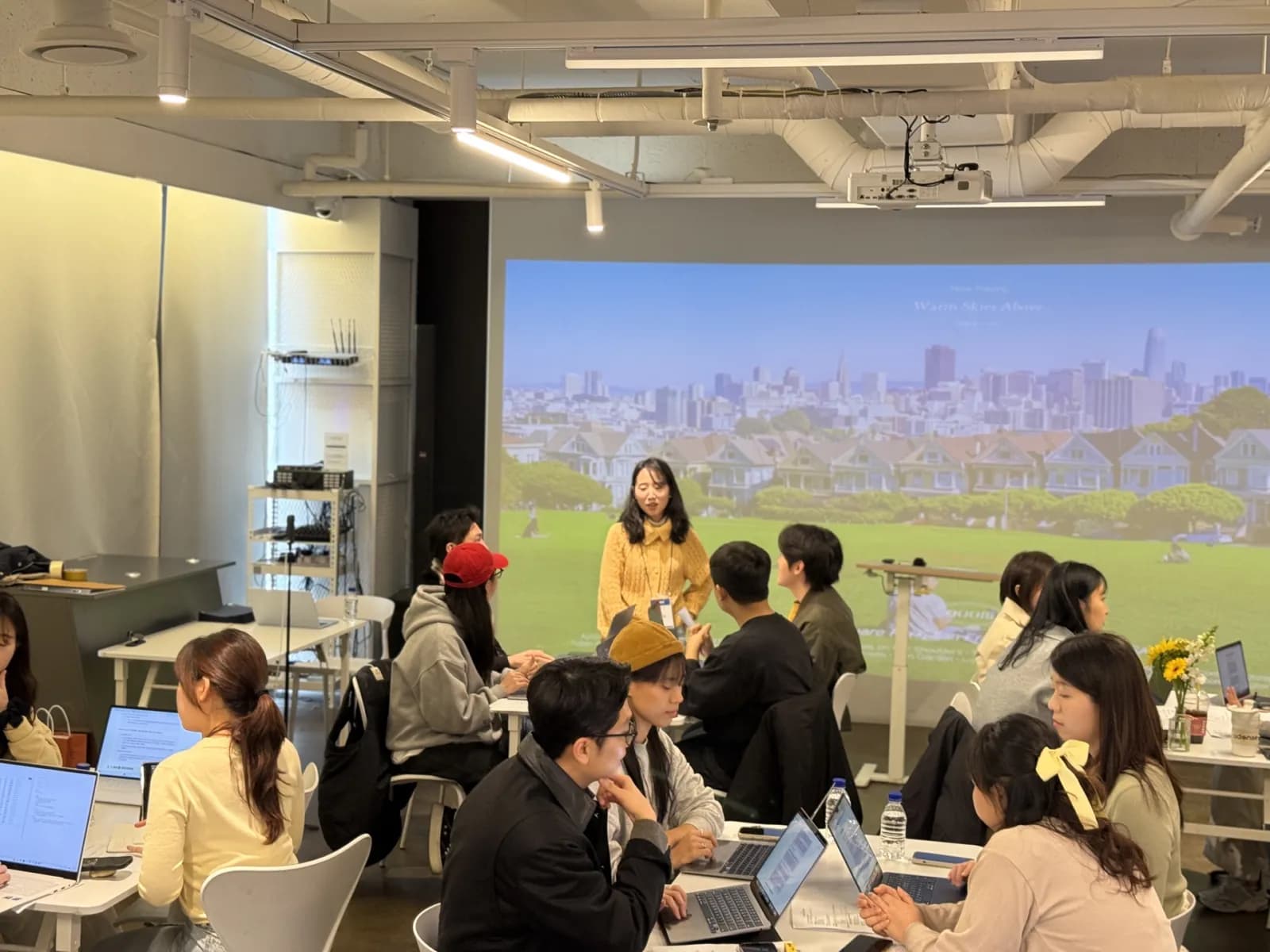 Y-BAR 라이브 세션